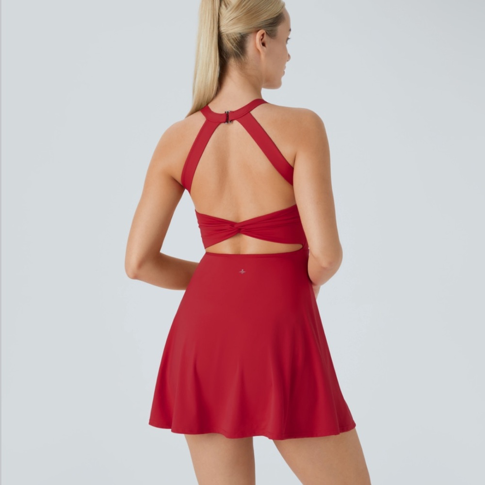 HALARA Red SoftlyZero™ Airy
Backless Twisted Acti… - image 2